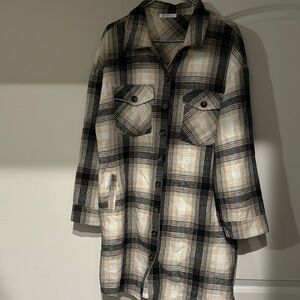 Cupshe Black and Cream Plaid Shirt Jacket